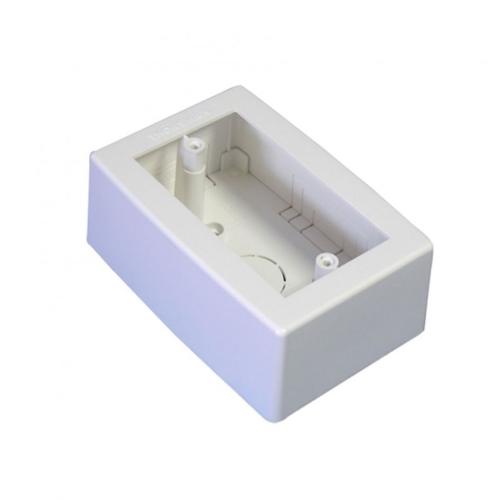 CAJA UNIVERSAL DE 3 MODULOS BTICINO